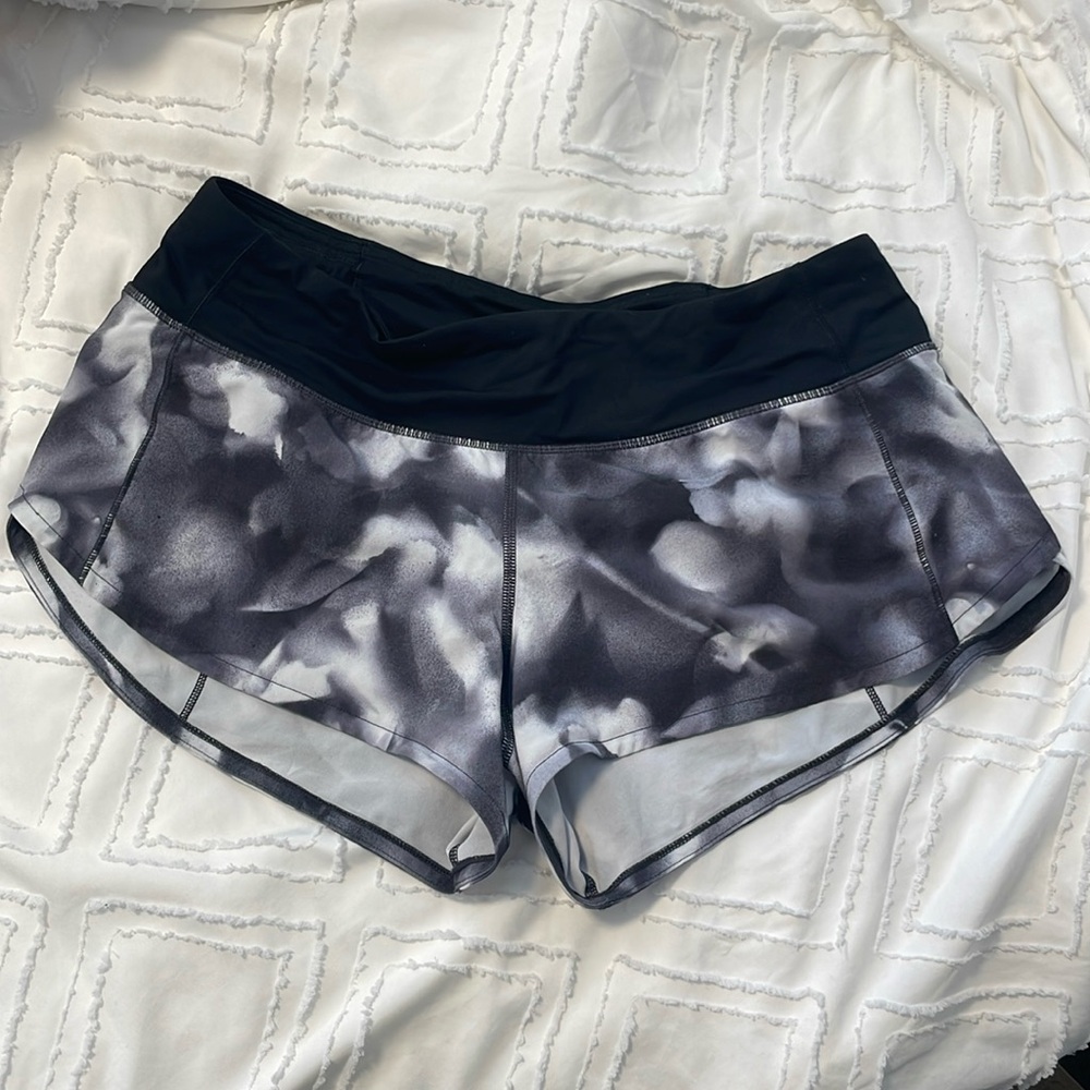 Lululemon Hotty Hot Shorts